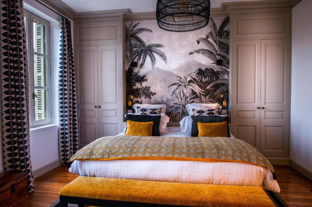 Bed and Breakfast La Petite Folie Онфлёр Экстерьер фото